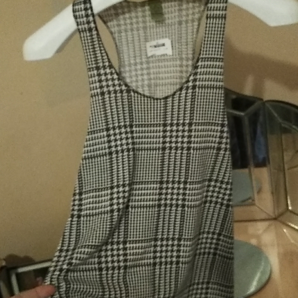 Lightweight Hounds Tooth Racerback Tank Top - Picture 3 of 8